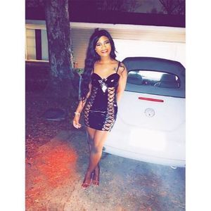 Meet your Posher, Jamescia